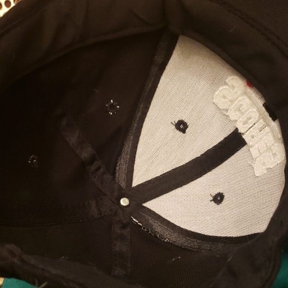 CAP. Scores  Chicago. Used - Picture 5 of 6